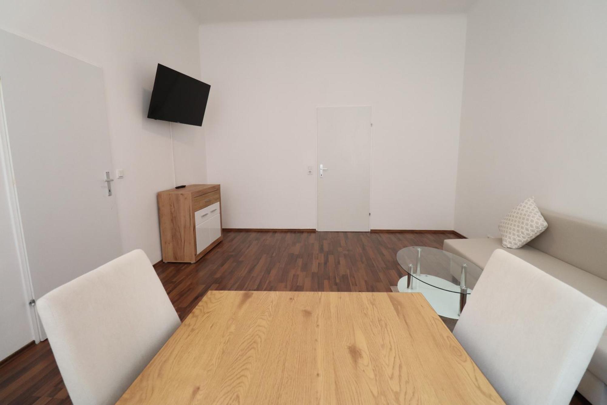 Cityplaza - Apartments 1020 Відень Екстер'єр фото